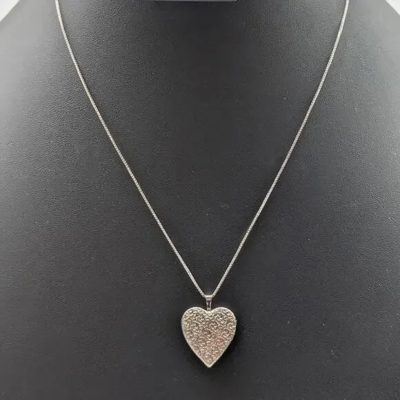 925 Sterling Silver Embossed Heart Shaped Locket 18" Box Chain Necklace - Picture 6 of 6